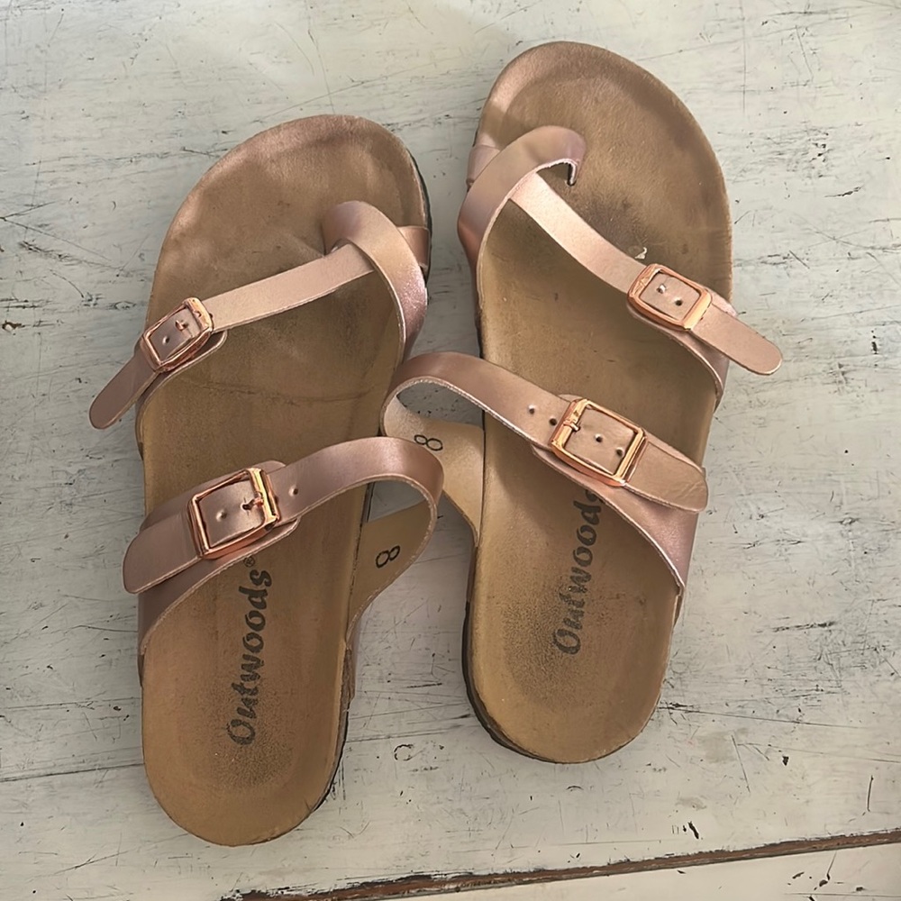 Outwoods Sandals size 8 rose gold